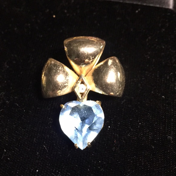 Vintage gold tone simulated blue topaz pin brooch - Picture 2 of 6